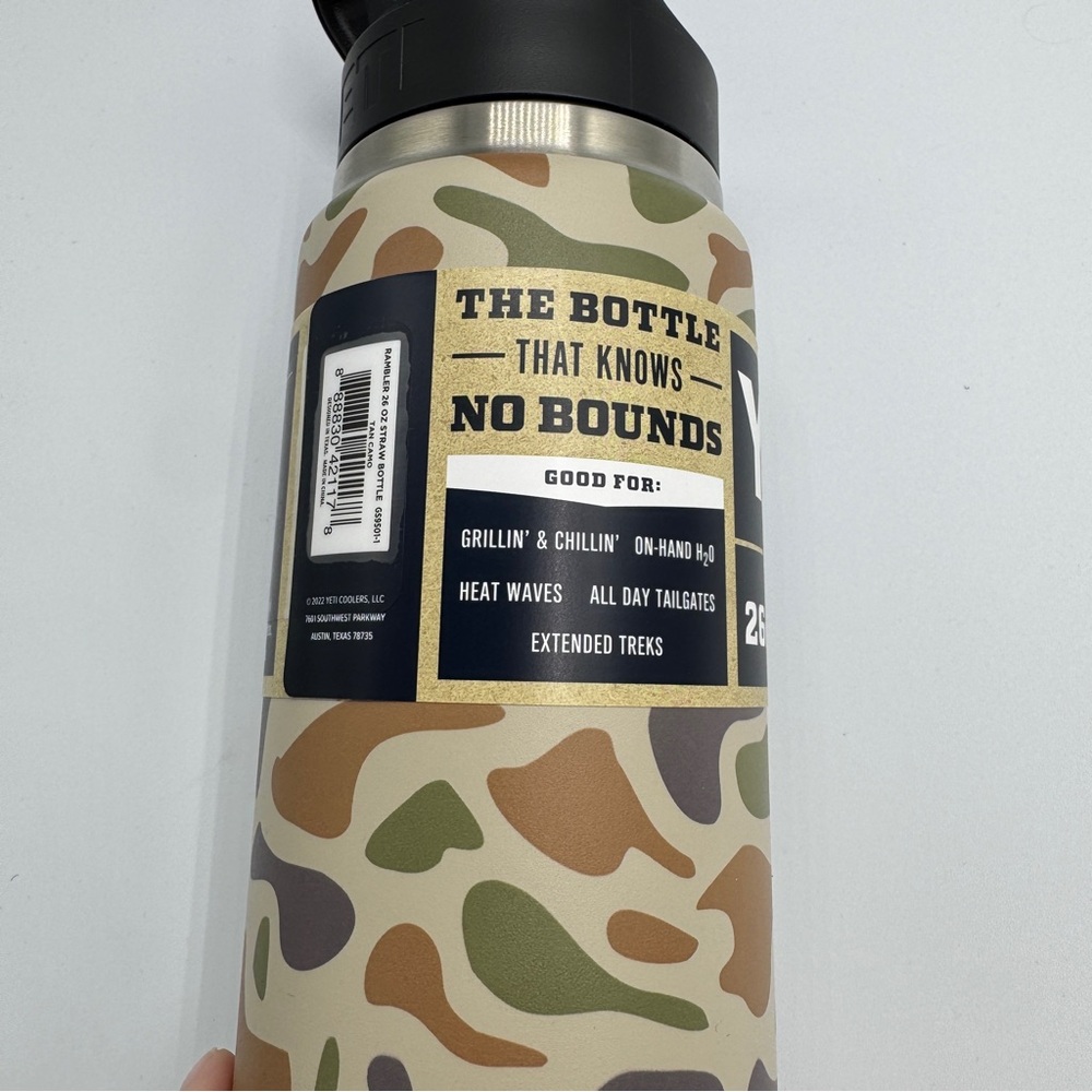 YETI Rambler 26oz Bottle Tan Camo - Picture 6 of 8